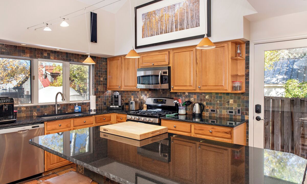 Photo of Kitchen in Basalt