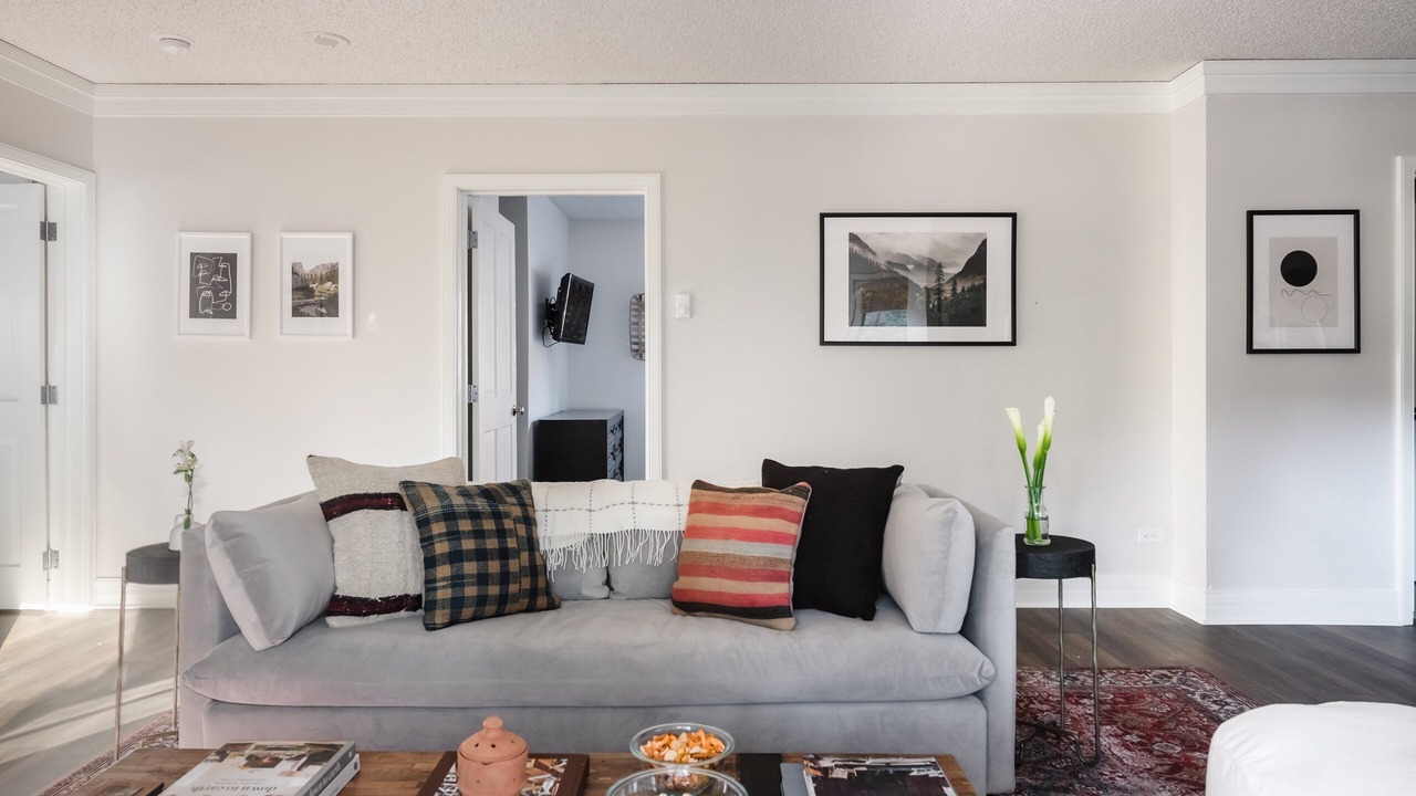 Photo of Bedroom in Peak 9