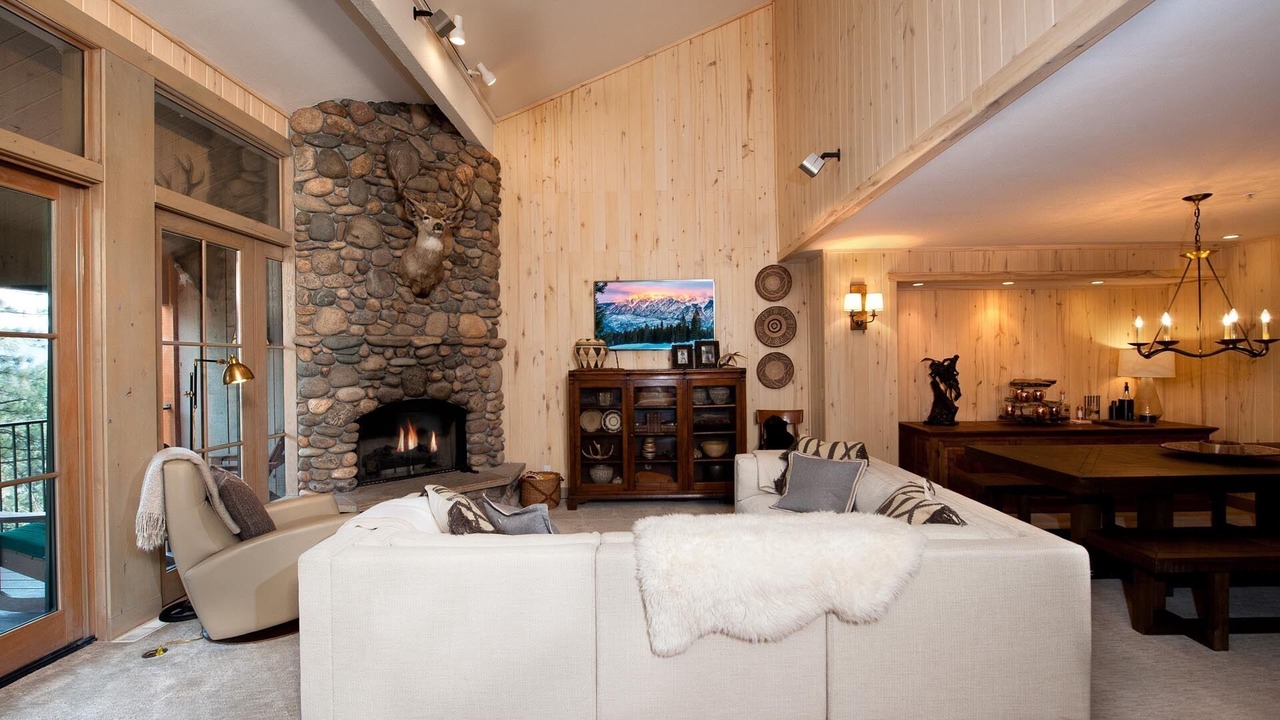 Photo of Livingroom in Purgatory
