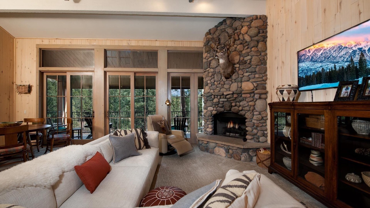 Photo of Livingroom in Purgatory