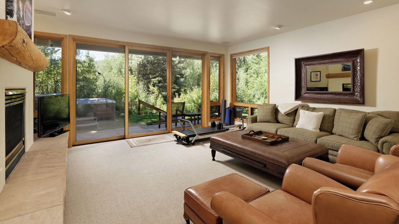 Photo of Bedroom in Woody Creek