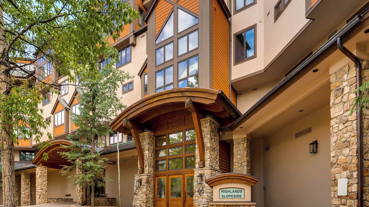 Photo of Outdoor in Highlands Townhomes
