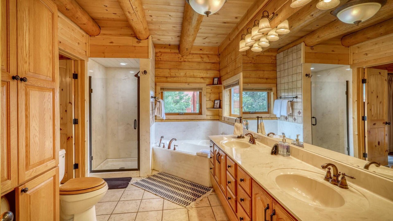 Photo of Bathroom in Pagosa Highlands