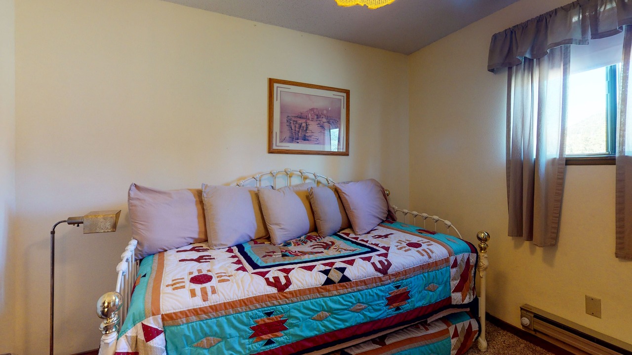 Photo of Bedroom in Ponderosa Pines