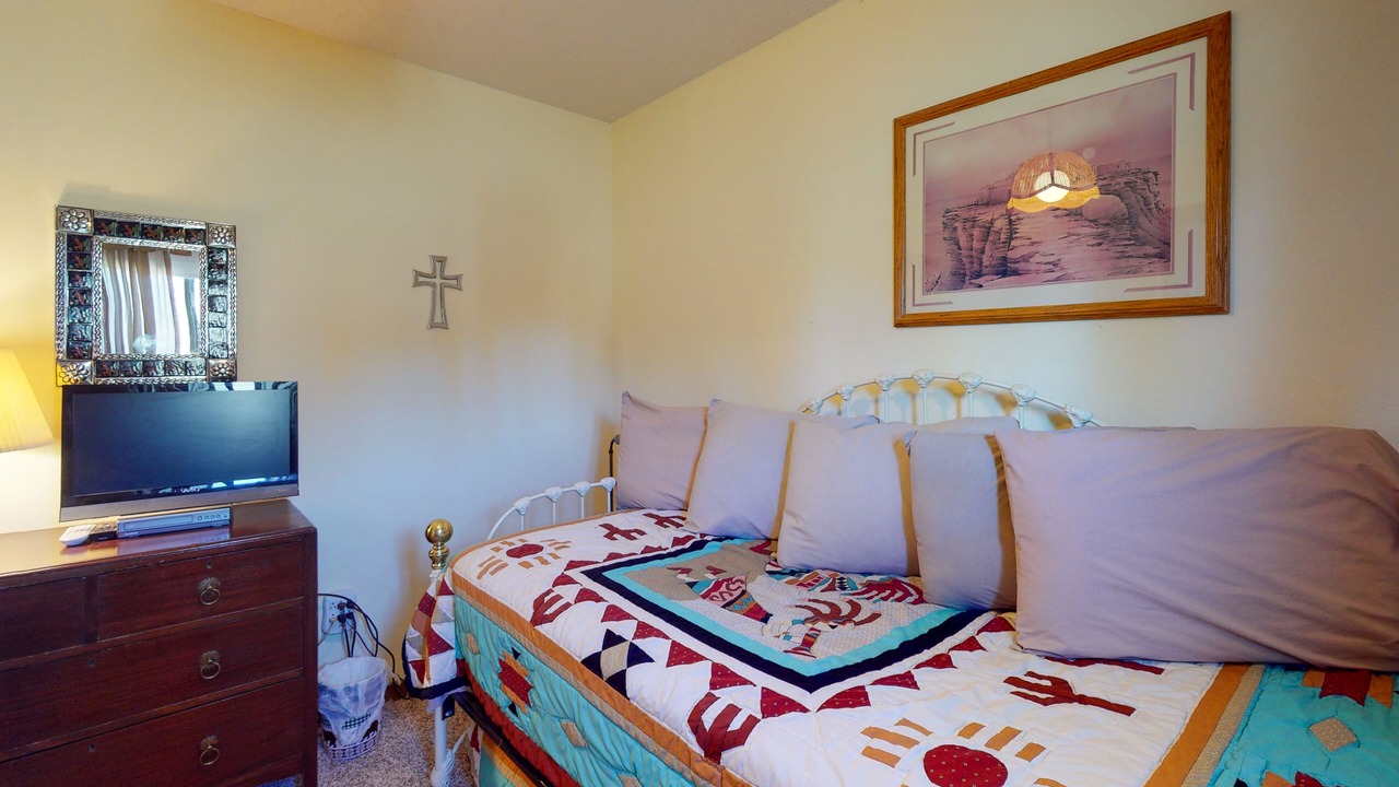 Photo of Bedroom in Ponderosa Pines