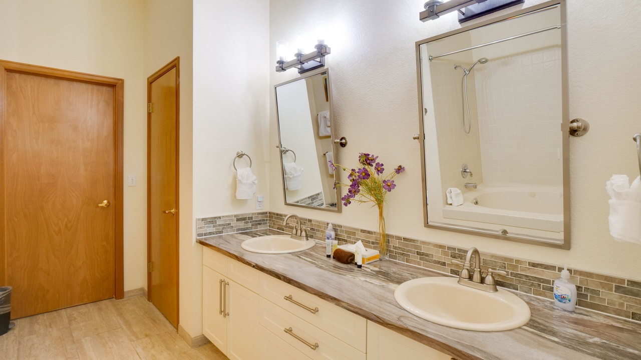 Photo of Bathroom in Frisco