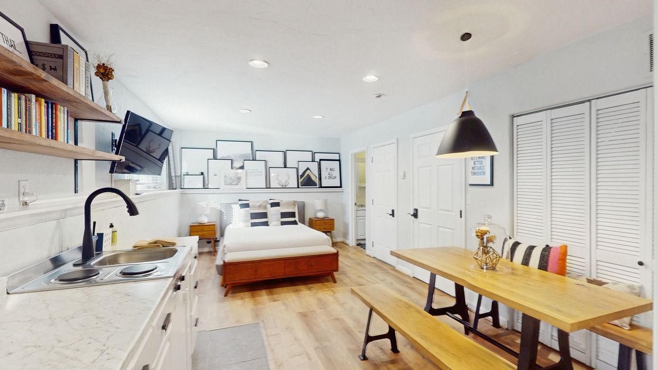 Photo of Bedroom in Edwards