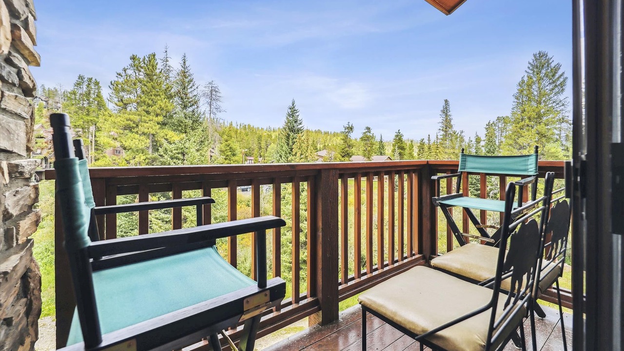 Photo of Patio Balcony in Four O'Clock