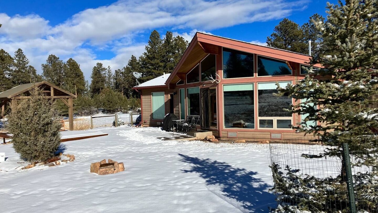 Photo of Outdoor in Loghill Village