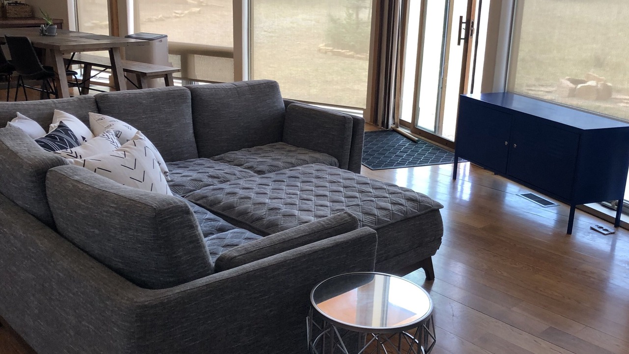 Photo of Livingroom in Loghill Village