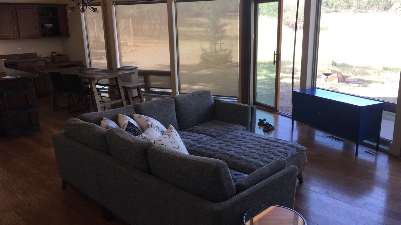 Photo of Livingroom in Loghill Village