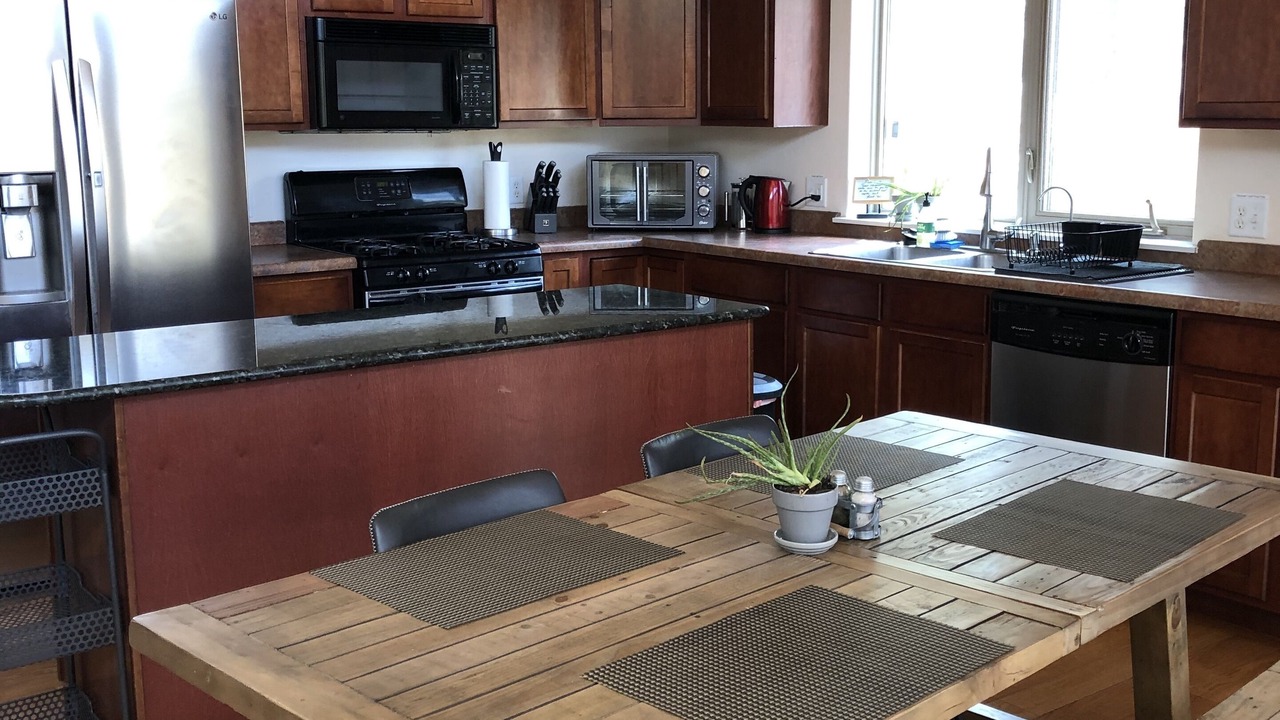 Photo of Kitchen in Loghill Village