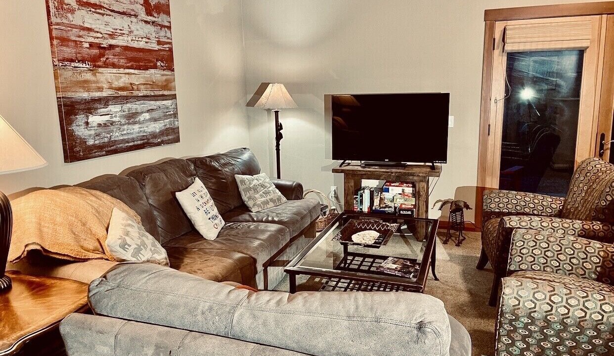 Photo of Livingroom in Purgatory