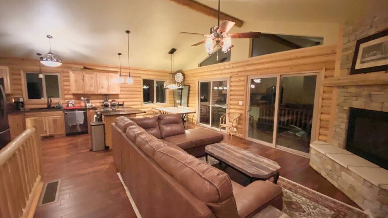 Photo of Livingroom in Rainbow Valley