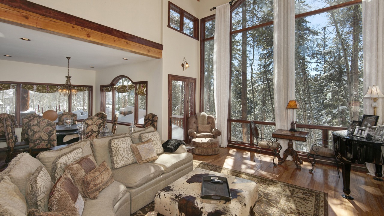Photo of Livingroom in Four O'Clock