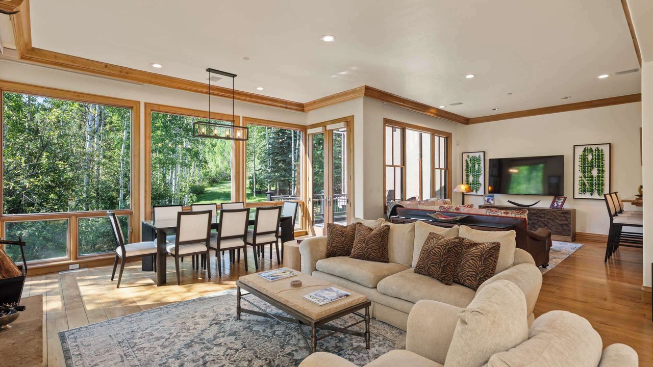 Photo of Livingroom in Snowmass Village