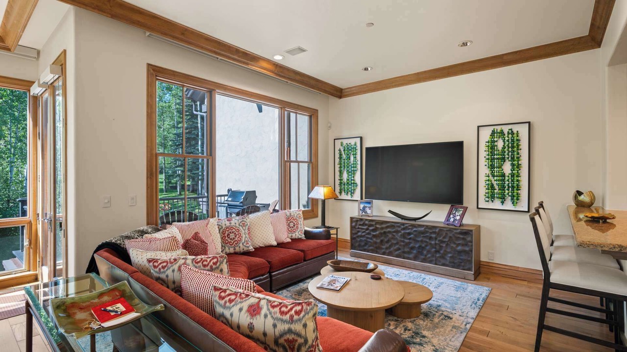 Photo of Livingroom in Snowmass Village