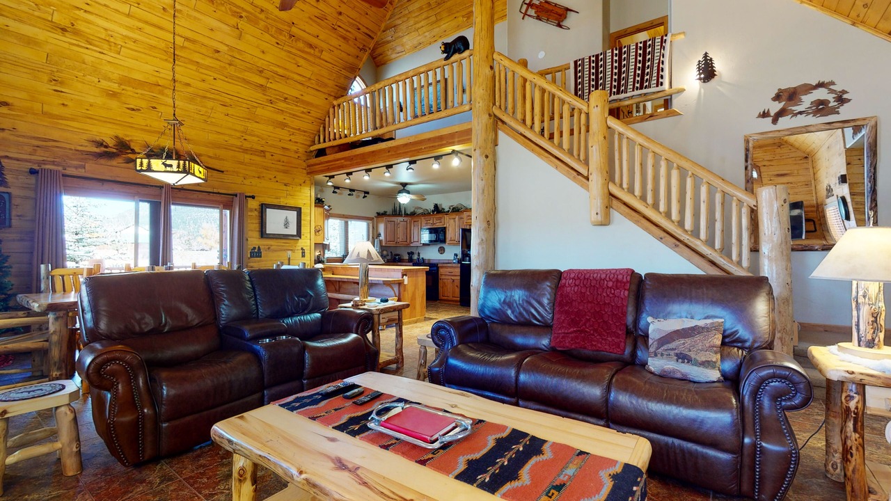 Photo of Livingroom in South Fork