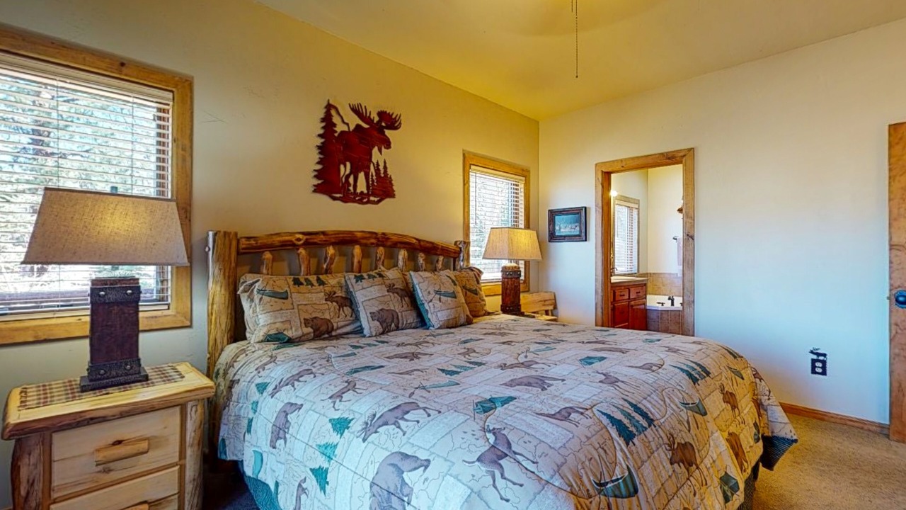 Photo of Bedroom in South Fork