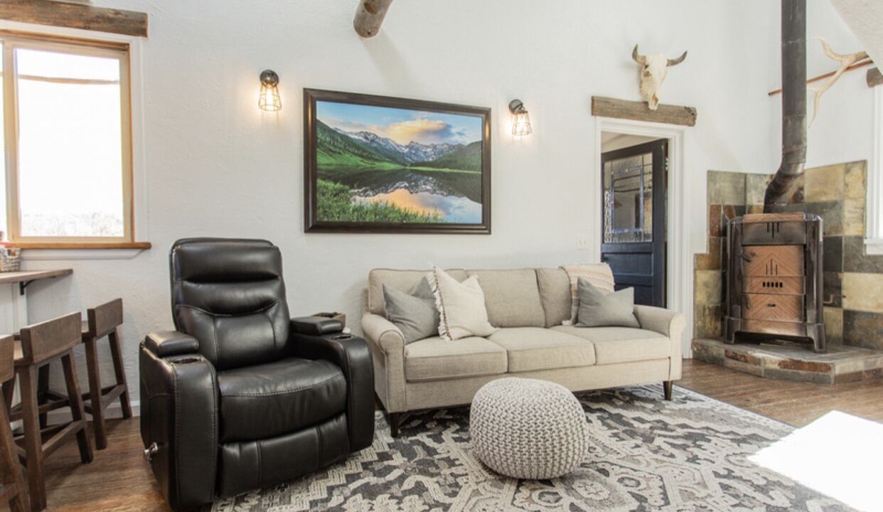 Photo of Livingroom in Larkspur