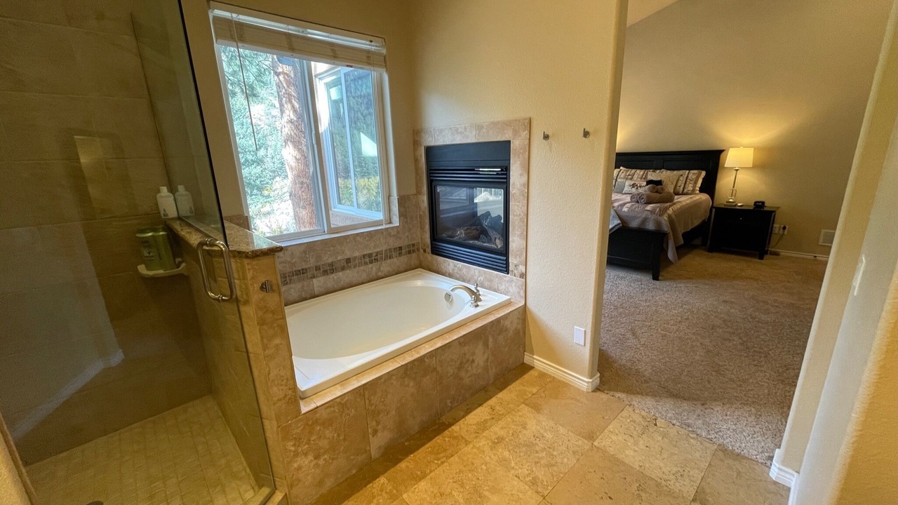 Photo of Bathroom in Cascade