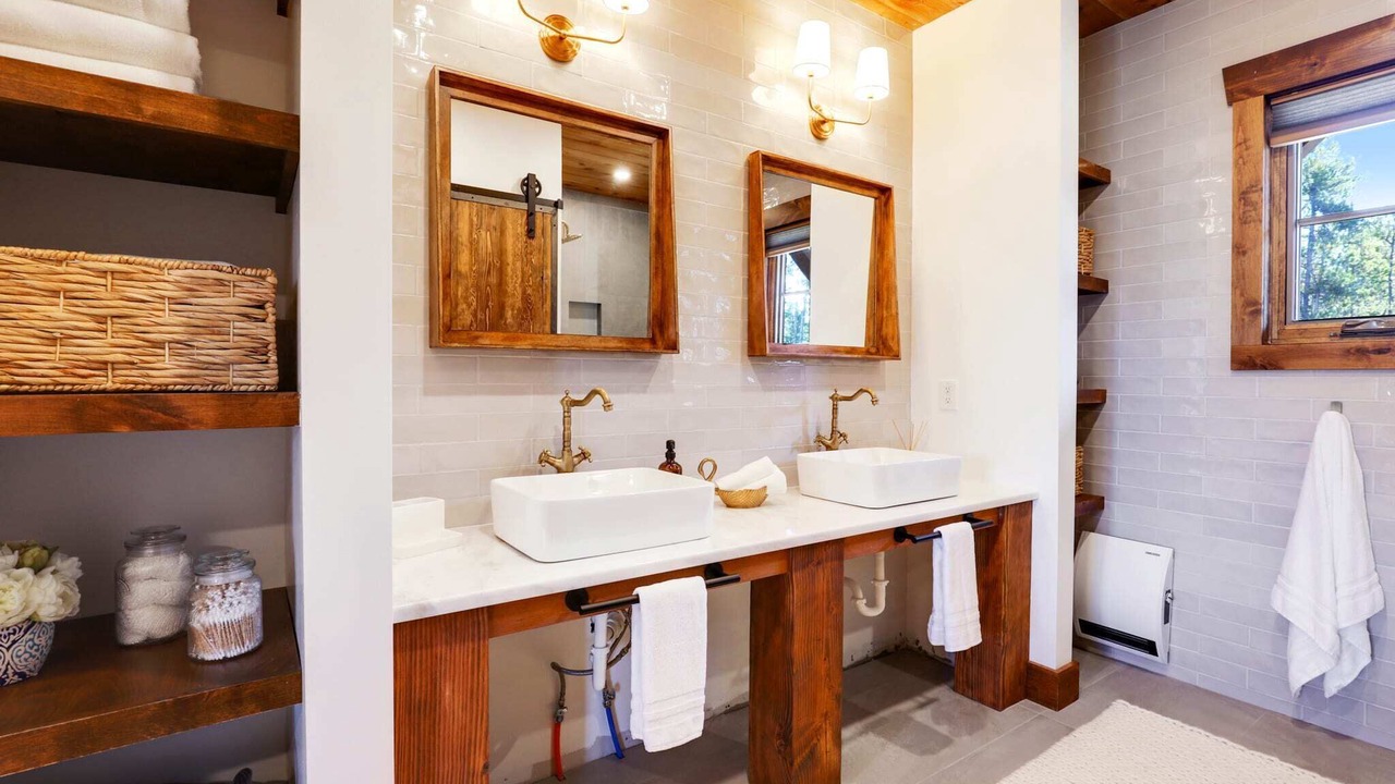 Photo of Bathroom in Fairplay