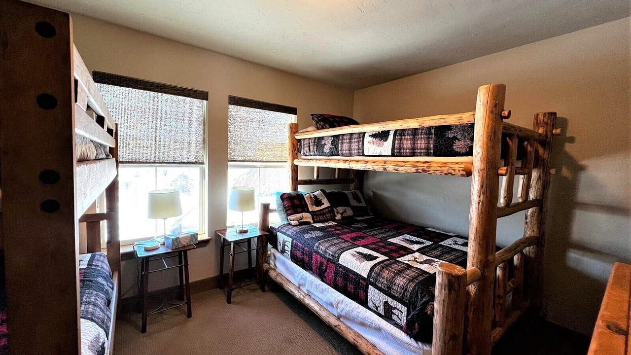 Photo of Bedroom in Silvercreek