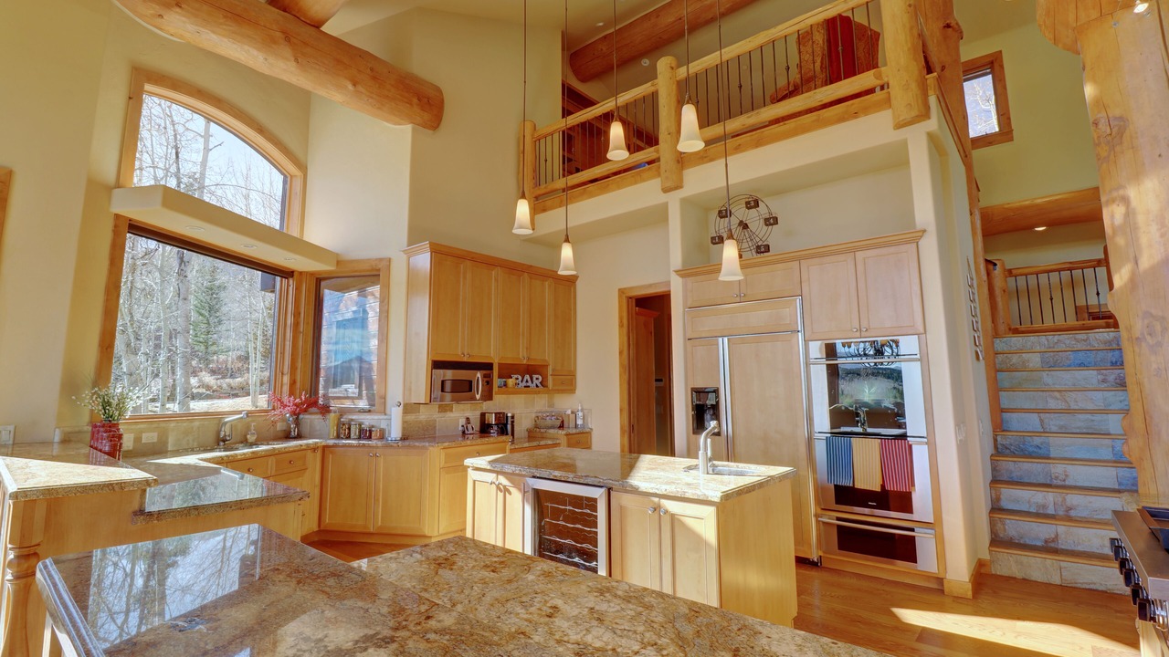 Photo of Patio Balcony in Three Peaks