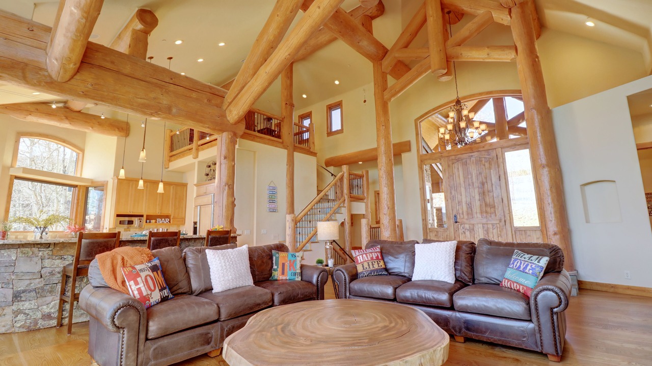 Photo of Bedroom in Three Peaks