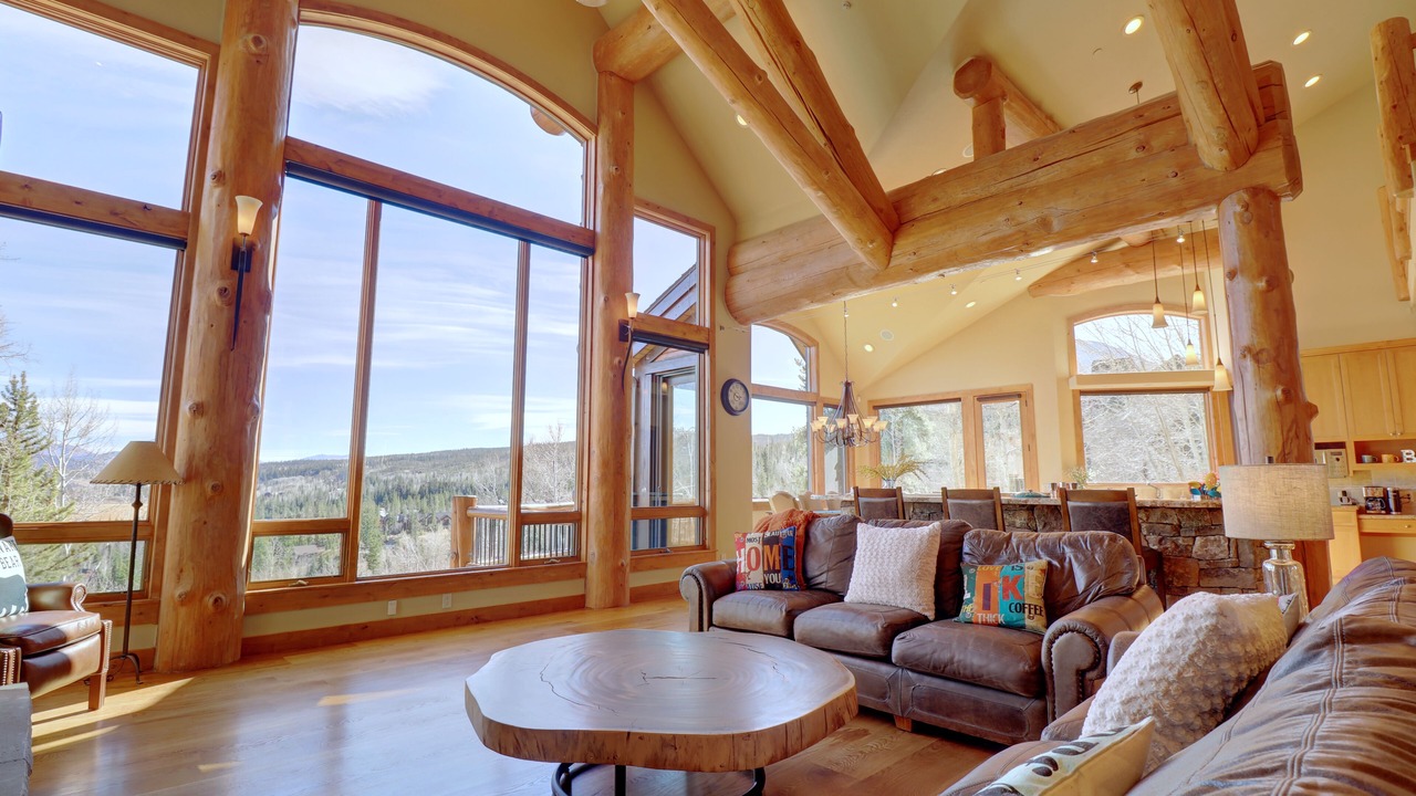 Photo of Bedroom in Three Peaks