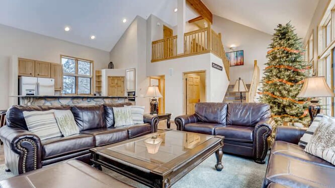 Photo of Bedroom in Three Peaks