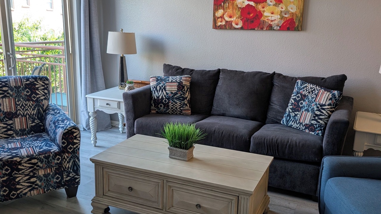 Photo of Livingroom in Arvada