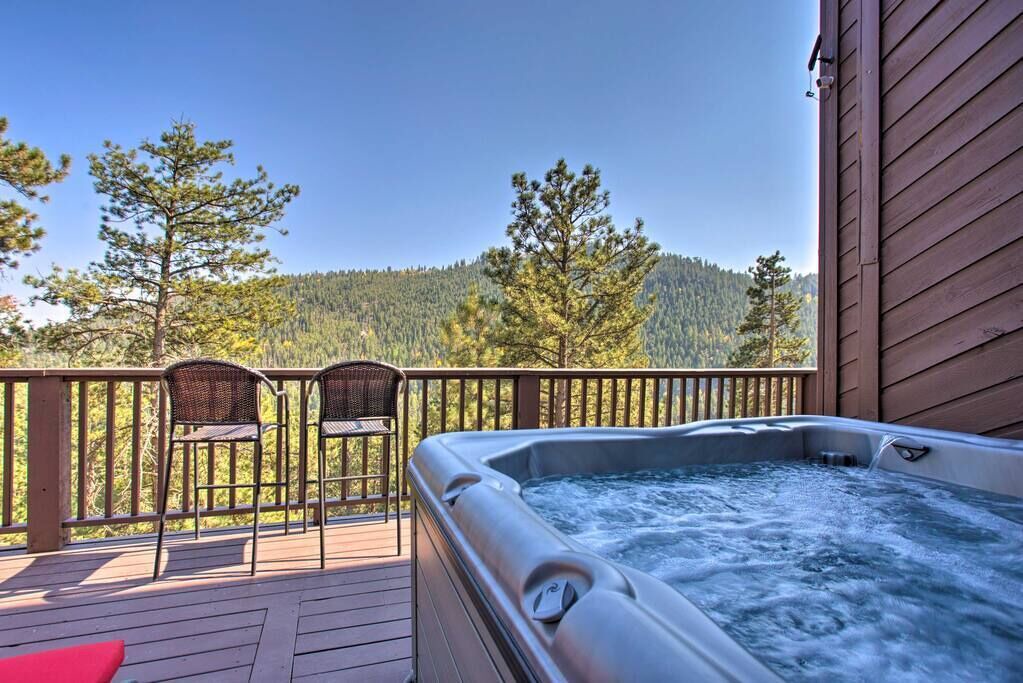 Photo of Patio Balcony in Evergreen
