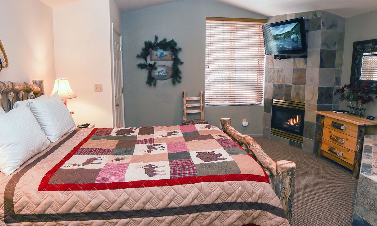 Photo of Livingroom in Estes Park