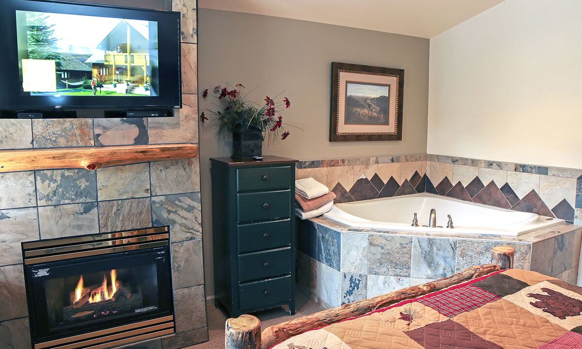 Photo of Livingroom in Estes Park