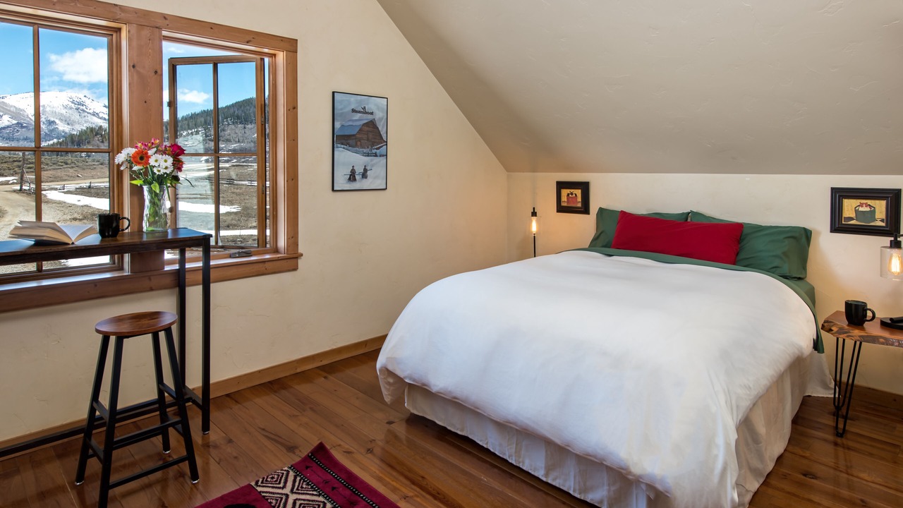 Photo of Bedroom in Clark
