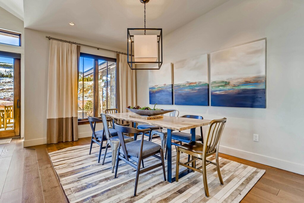 Photo of Livingroom in Fairmount On The River
