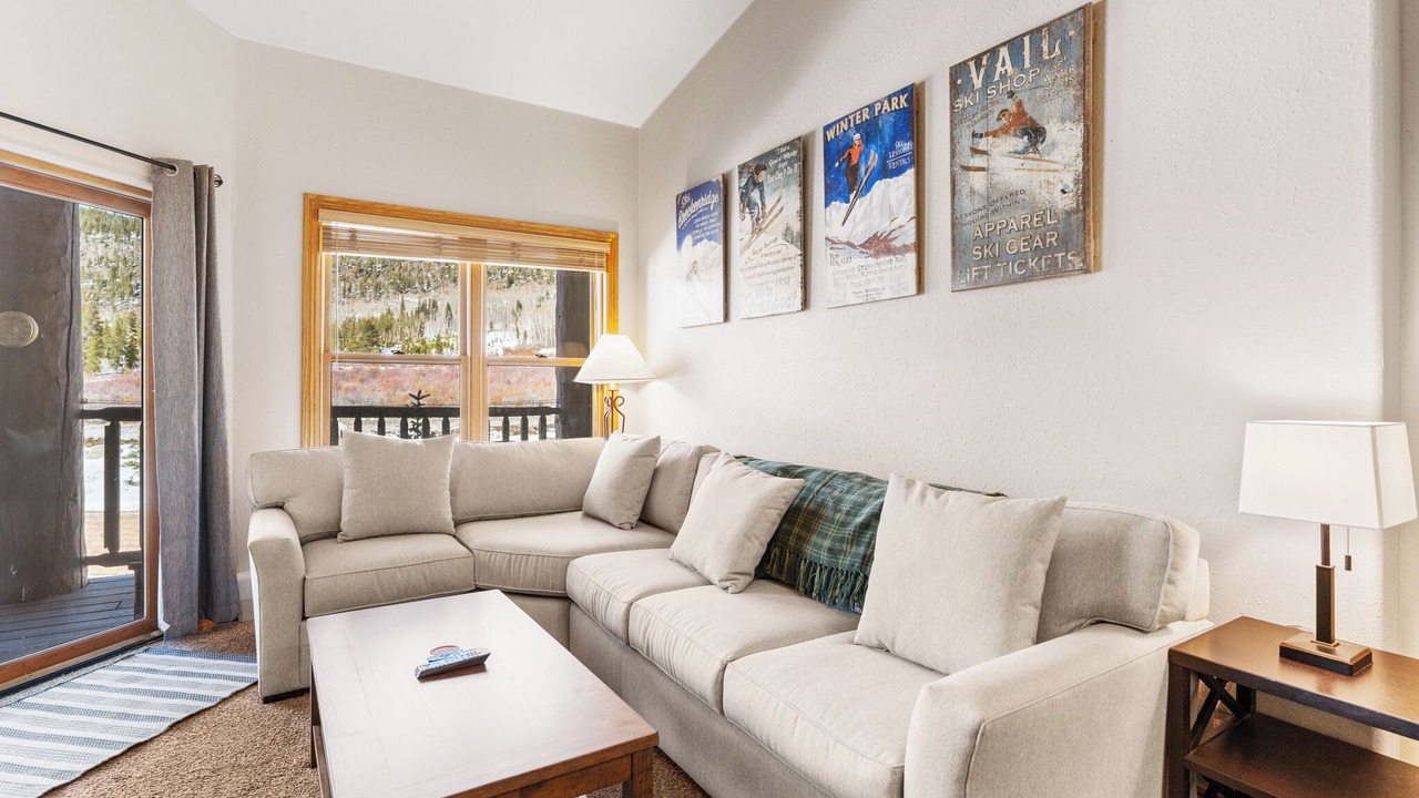 Photo of Livingroom in Mountain House