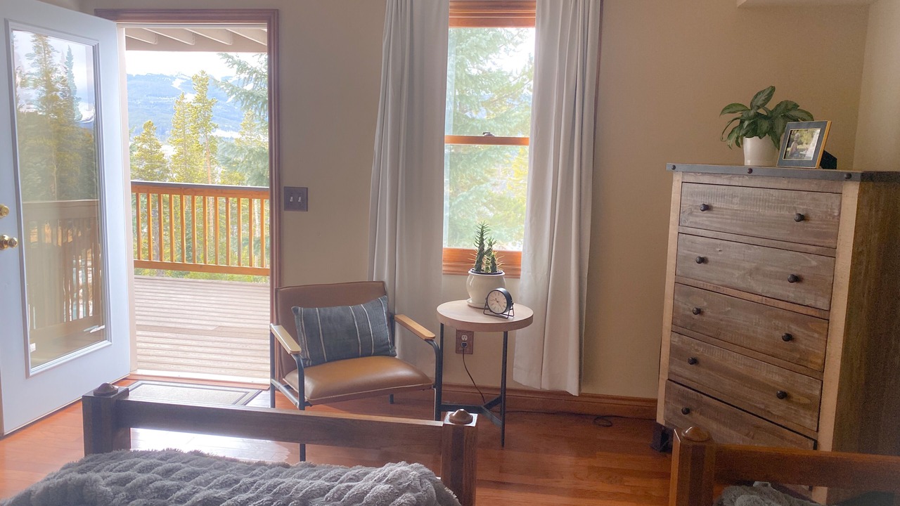 Photo of Bedroom in Forest Hills