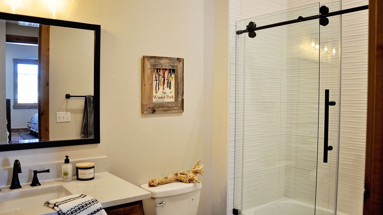 Photo of Bathroom in Fraser