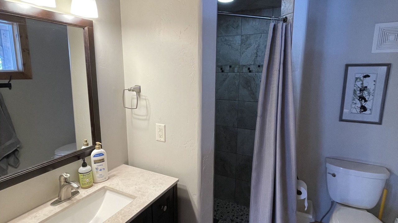 Photo of Bathroom in Twin Lakes