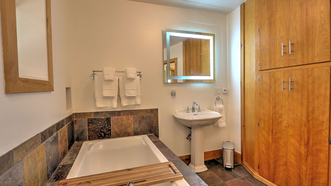 Photo of Bathroom in Glenwood Springs