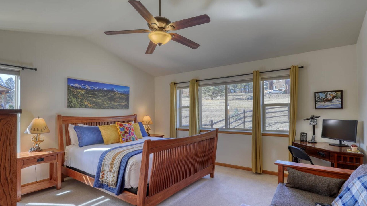 Photo of Bedroom in Twin Creek Village