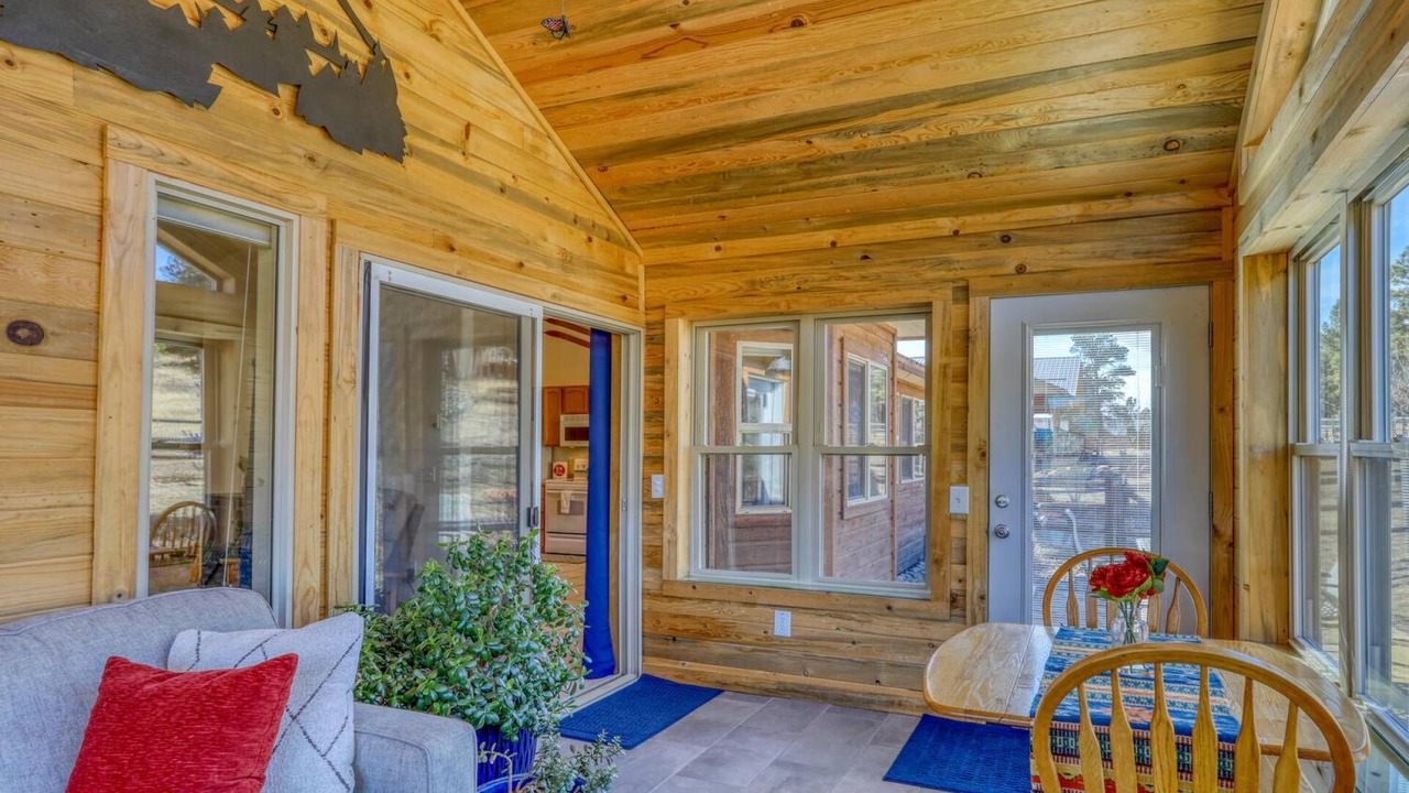 Photo of Bedroom in Twin Creek Village
