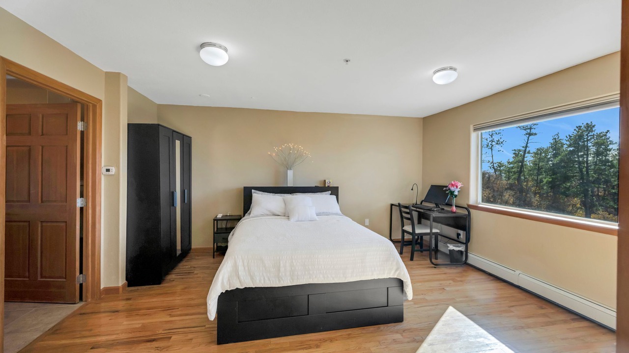 Photo of Bedroom in Castle Rock