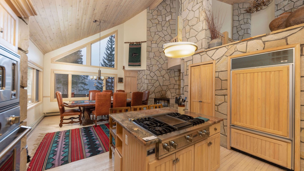 Photo of Kitchen in Warrior's Mark West