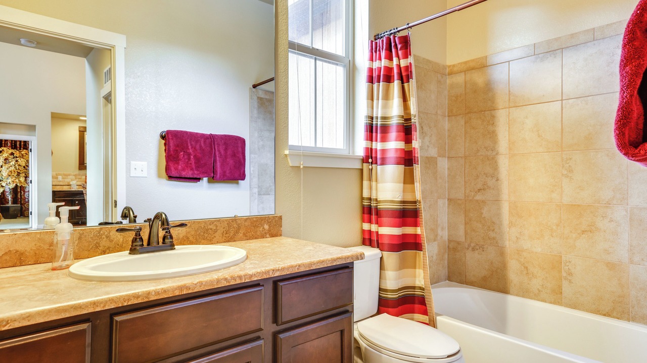 Photo of Bathroom in Silvercreek