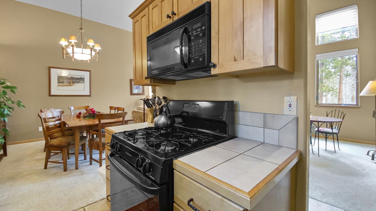 Photo of Kitchen in Warrior's Mark West