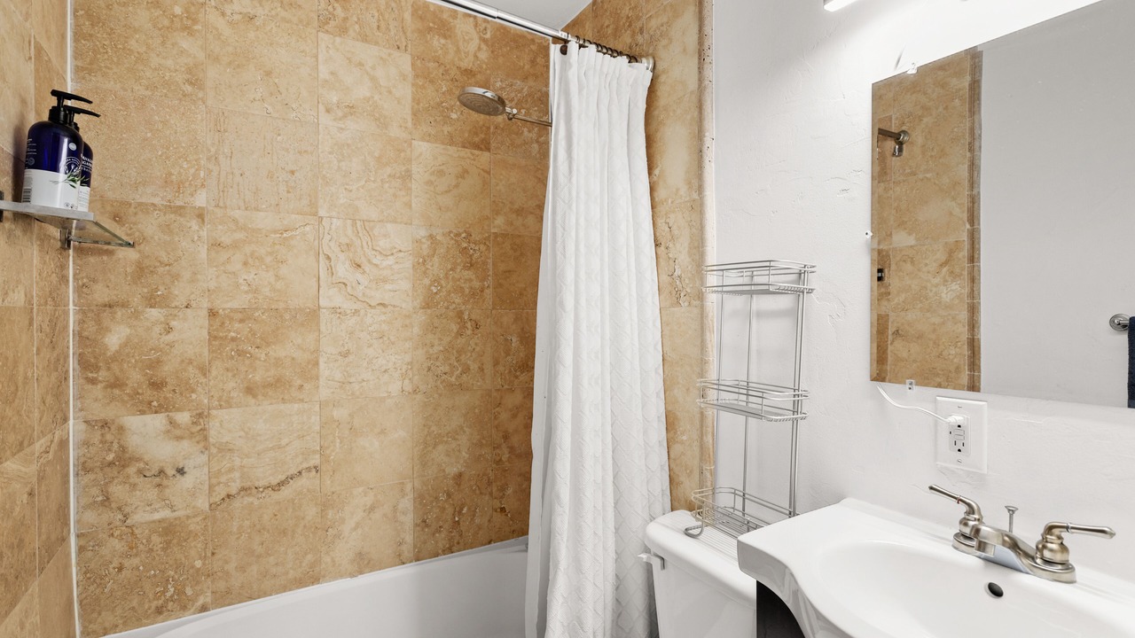 Photo of Bathroom in Carbondale
