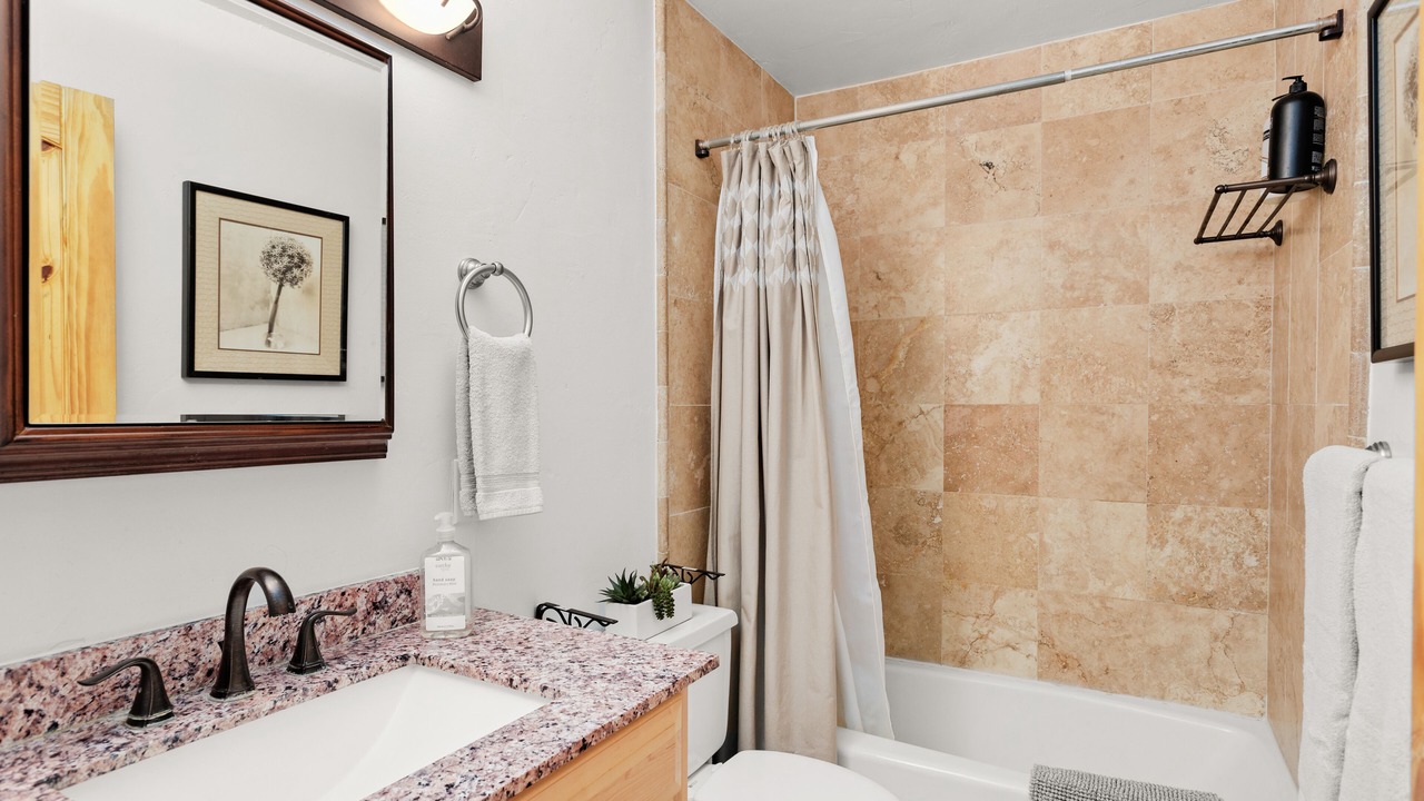 Photo of Bathroom in Carbondale